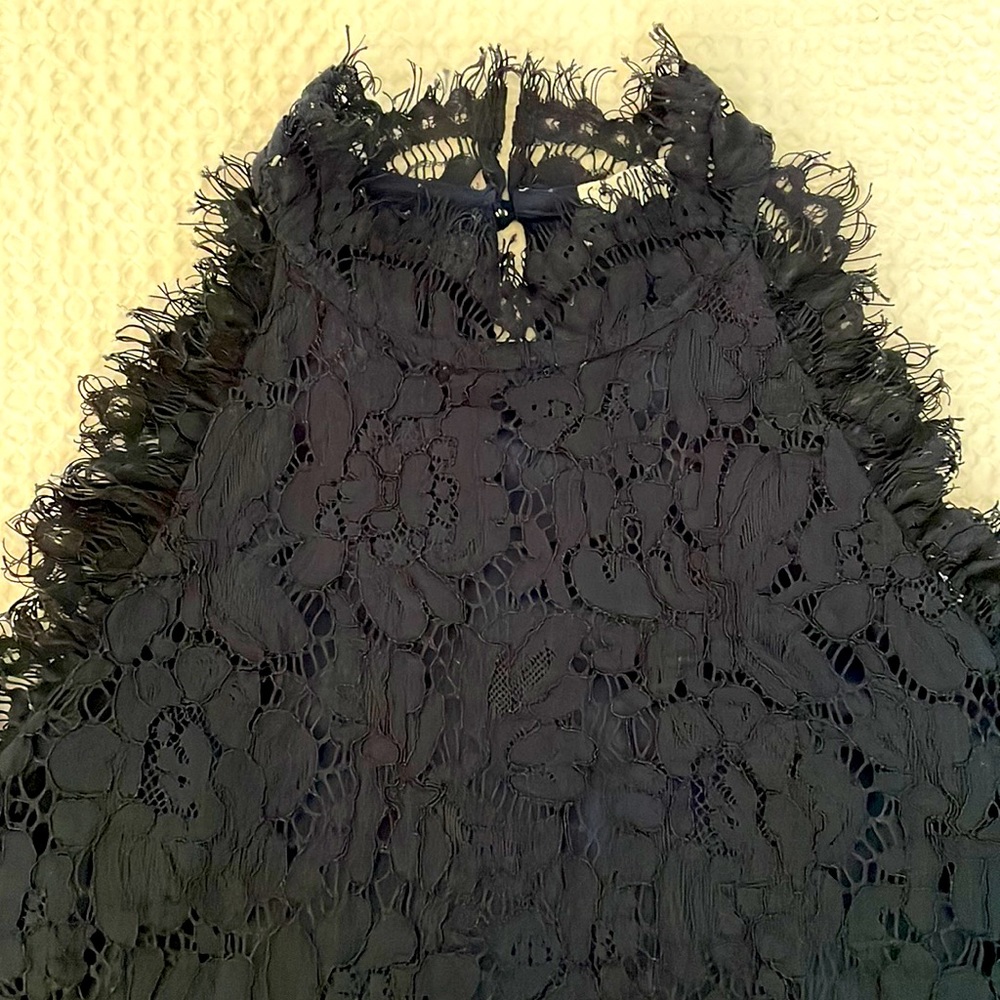 Olivia Grey lace mock neck sleeveless top; size M